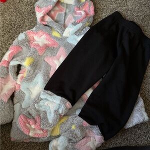 SHEIN Black Leggings with Star Hoodie Set